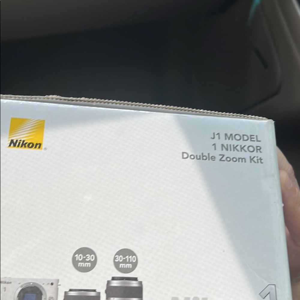 Nikon 1 camera - Picture 3 of 4